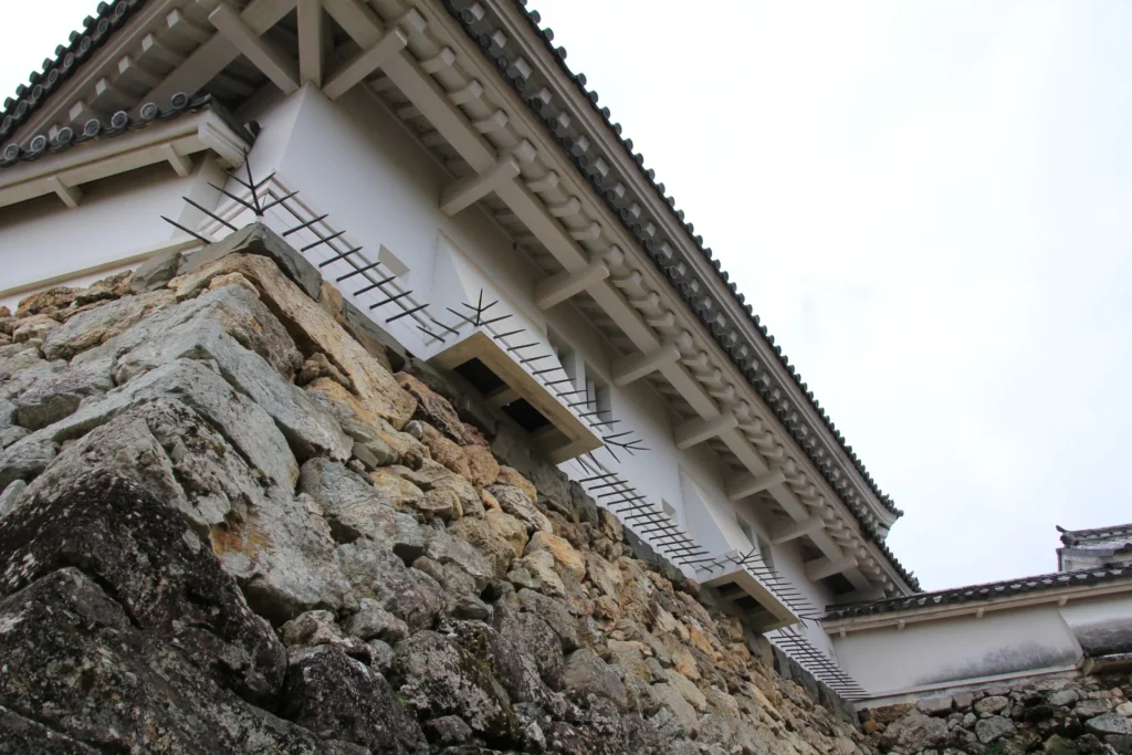 Shinobi gaeshi on a Japanese castle wall