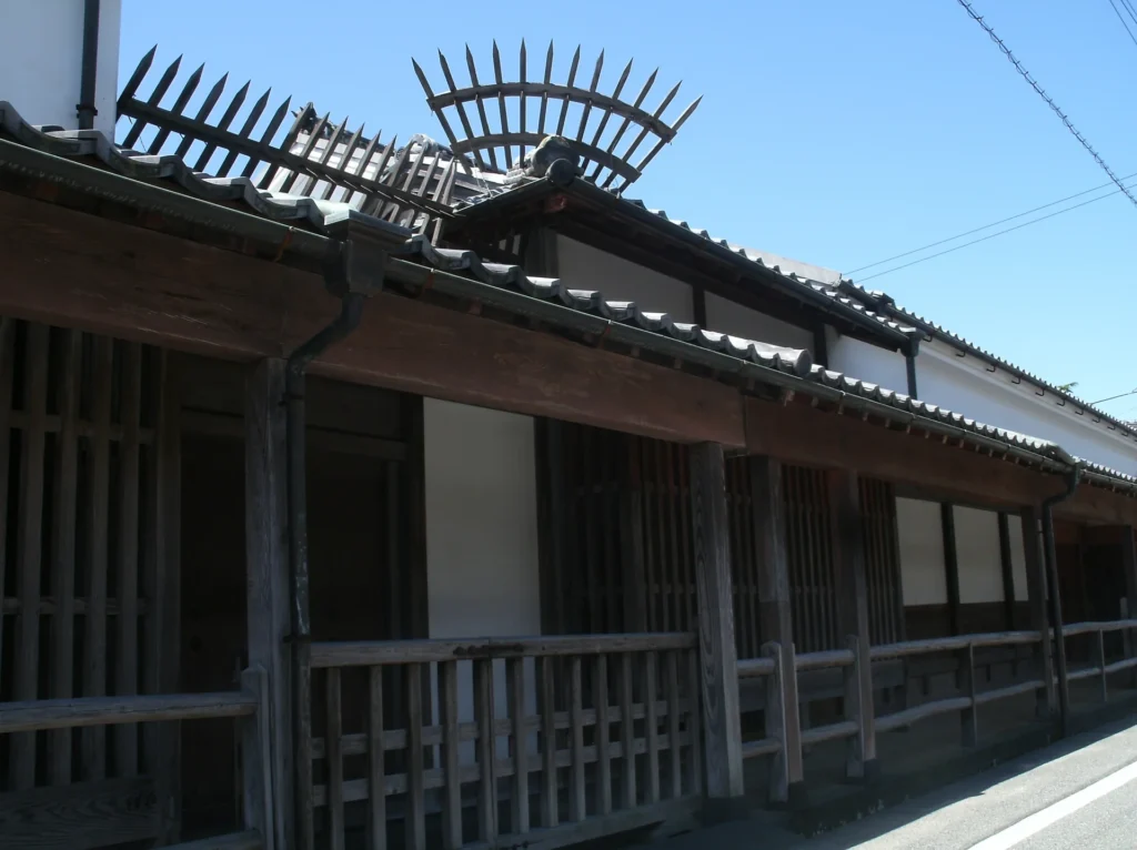 Shinobi gaeshi on Meiji-era townhouse